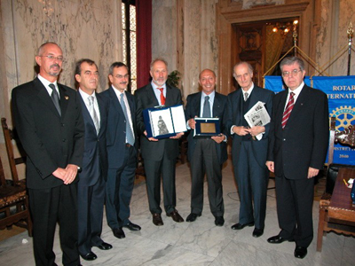 Immagine della cerimonia svoltasi il 5 ottobre 2003