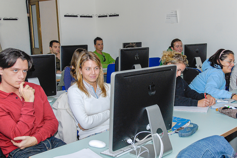 Dipartimento di Economia21