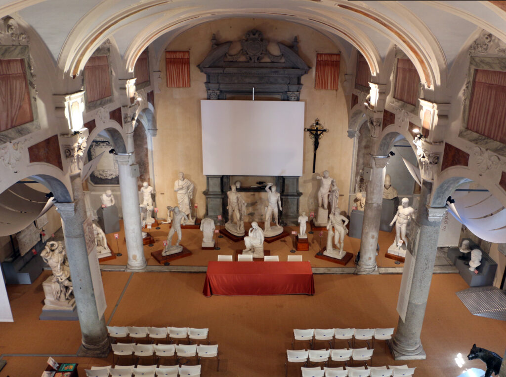 Pisa,_san_paolo_all'orto,_interno_00